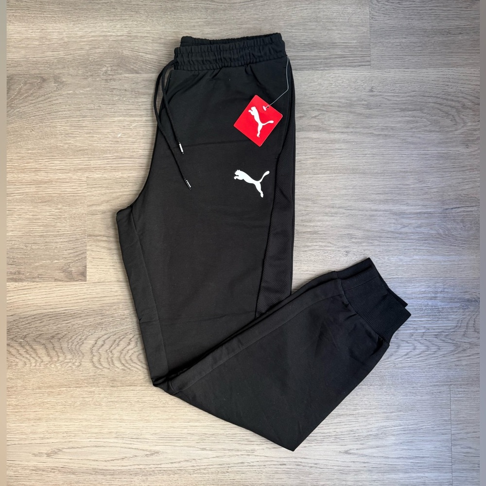 *NWT* Puma Men’s Crossover Pants Black/Shocking Pink Size M